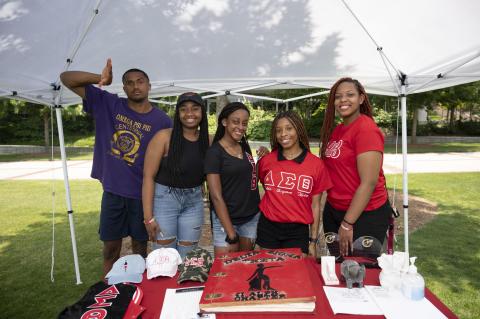 Student members of Delta Sigma Theta and Omega Psi Phi